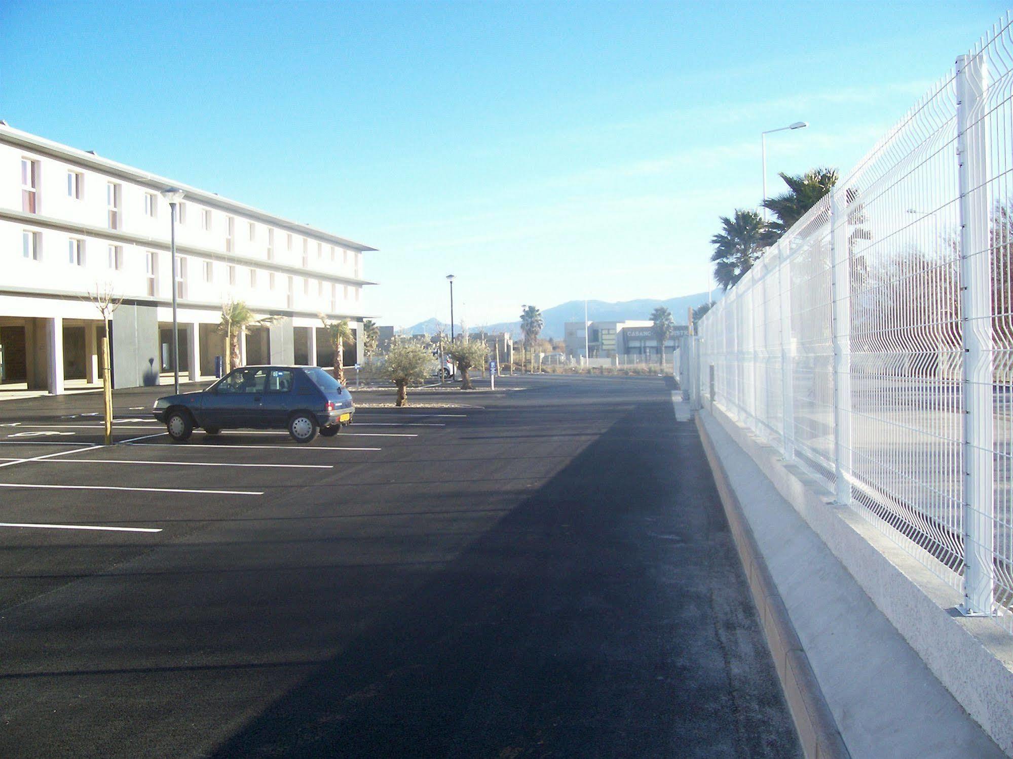B&B Hotel Perpignan Saleilles ภายนอก รูปภาพ